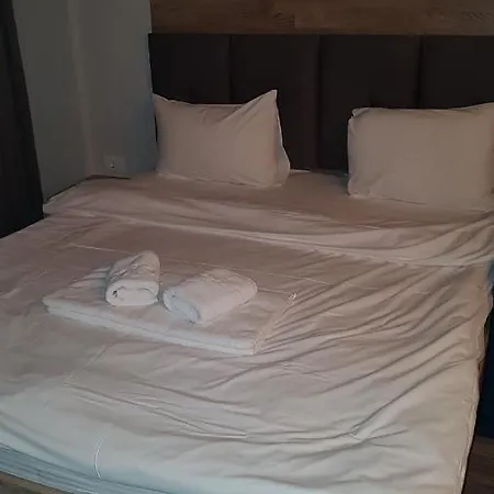 Lägenhet Milmari Premijer 30 *