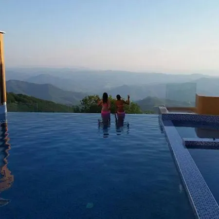 Milmari Premijer 30 Lägenhet *